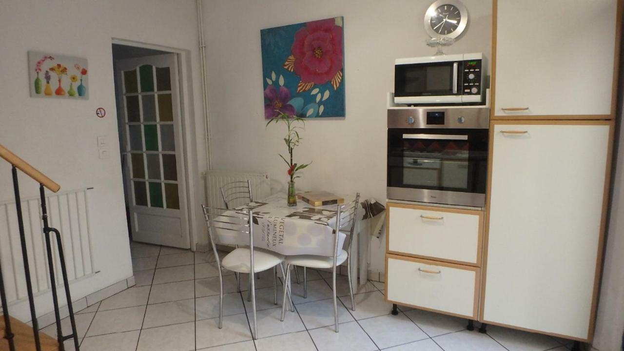 Gite Voltaire Sotteville-lès-Rouen Exteriör bild